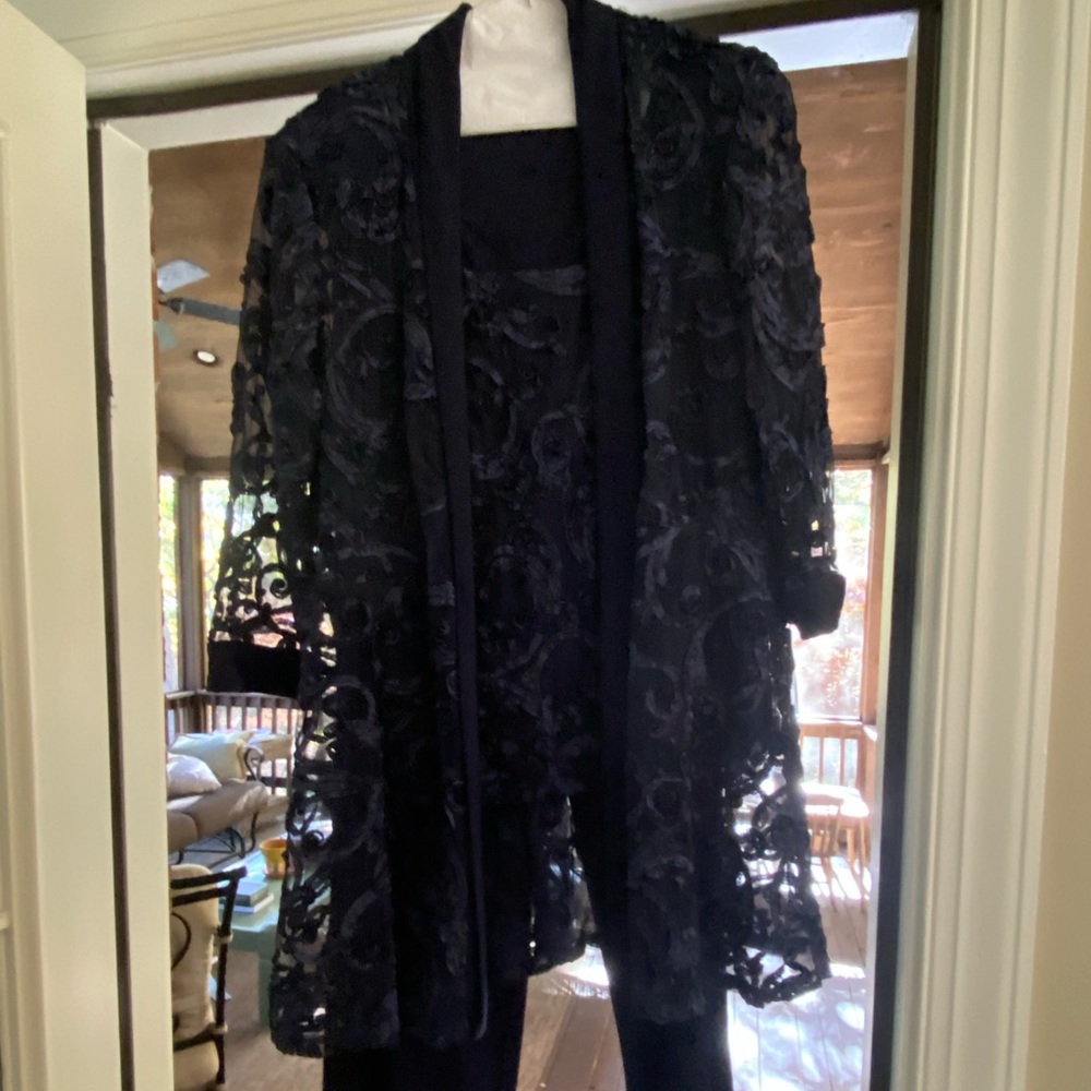 R&M Richards evening pantsuit/evening wear.